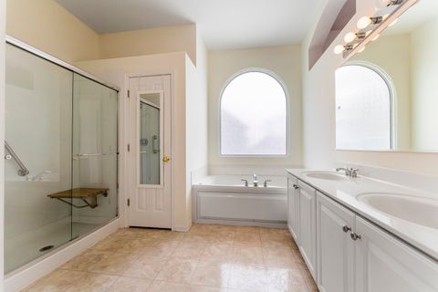 Tiny photo for 9 Greyshire Court, Algonquin, IL 60102 (MLS # 12589490)