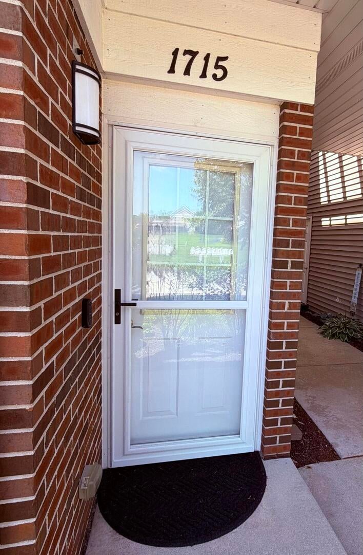 1715 White Oak Trail C1