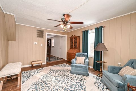 Tiny photo for 2737 Gabriel Avenue, Zion, IL 60099 (MLS # 12598021)