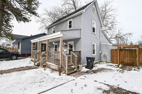 Tiny photo for 2737 Gabriel Avenue, Zion, IL 60099 (MLS # 12598021)