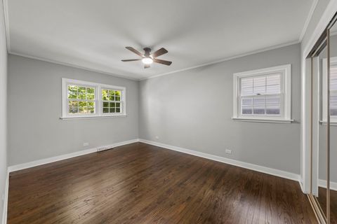 Tiny photo for 4433 W 100th Street, Oak Lawn, IL 60453 (MLS # 12501559)