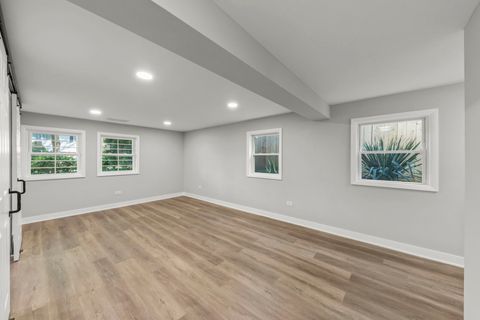 Tiny photo for 4433 W 100th Street, Oak Lawn, IL 60453 (MLS # 12501559)