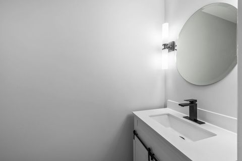Tiny photo for 4433 W 100th Street, Oak Lawn, IL 60453 (MLS # 12501559)