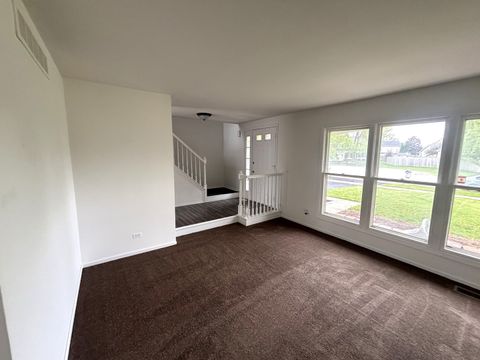 Tiny photo for 1 Collingwood Court, Bolingbrook, IL 60440 (MLS # 12633107)