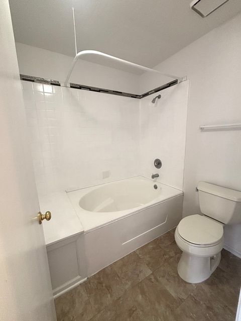 Tiny photo for 1 Collingwood Court, Bolingbrook, IL 60440 (MLS # 12633107)