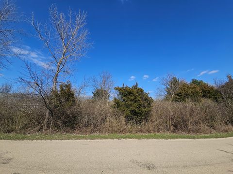 216 Cuyahoga Drive Dixon IL 61021