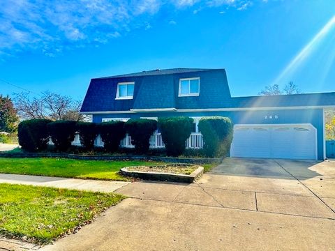 A home in Northlake