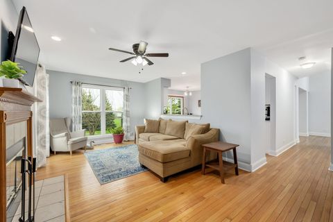 Tiny photo for 772 REBECCA Lane, Bolingbrook, IL 60440 (MLS # 12613311)