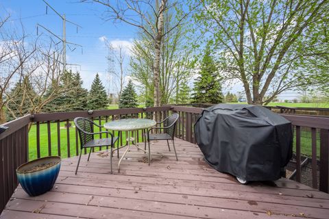 Tiny photo for 772 REBECCA Lane, Bolingbrook, IL 60440 (MLS # 12613311)
