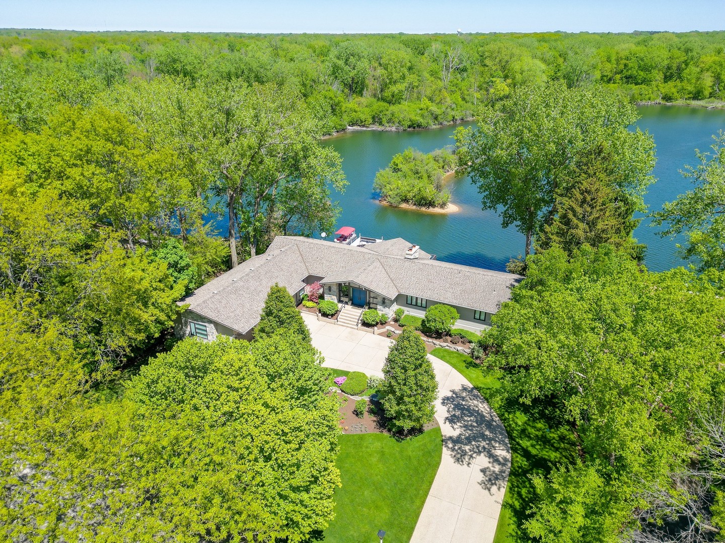 1120 Sandstone Drive