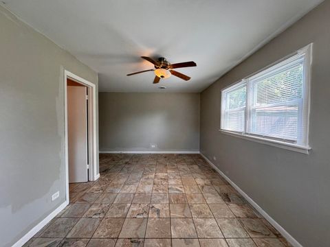 Tiny photo for 22135 Rockingham Road, Richton Park, IL 60471 (MLS # 12439585)