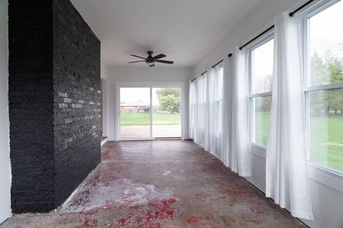 Tiny photo for 1600 Bucklin Street, Lasalle, IL 61301 (MLS # 12613835)