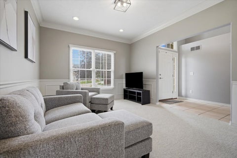 Tiny photo for 9 Brookline Court, Bloomington, IL 61705 (MLS # 12675331)