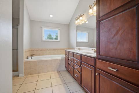 Tiny photo for 9 Brookline Court, Bloomington, IL 61705 (MLS # 12675331)