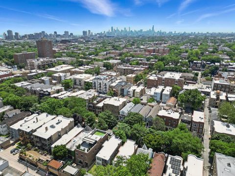 Tiny photo for 1431 W Cuyler Avenue #1S, Chicago, IL 60613 (MLS # 12462317)