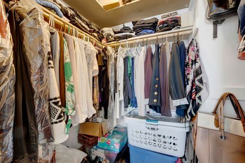 Tiny photo for 725 W Huntington Commons Road #416, Mount Prospect, IL 60056 (MLS # 12610547)