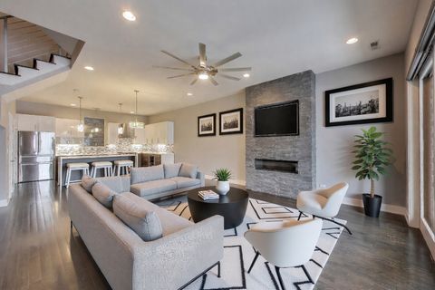 Tiny photo for 2005 N ALBANY Avenue #2005, Chicago, IL 60647 (MLS # 12553105)