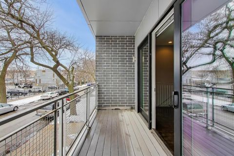 Tiny photo for 2005 N ALBANY Avenue #2005, Chicago, IL 60647 (MLS # 12553105)