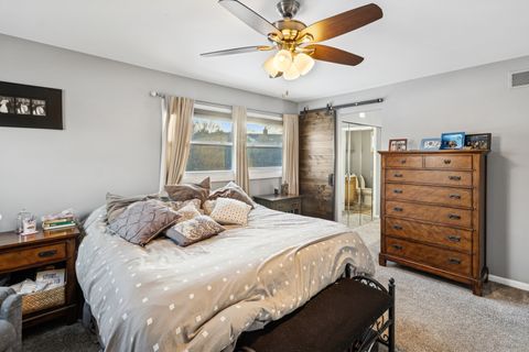 Tiny photo for 2207 E Michael Manor Lane, Arlington Heights, IL 60004 (MLS # 12555643)