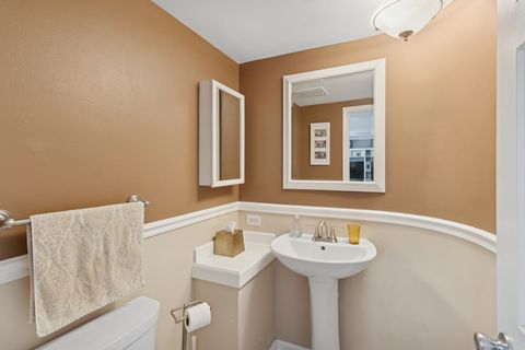 Tiny photo for 2207 E Michael Manor Lane, Arlington Heights, IL 60004 (MLS # 12555643)