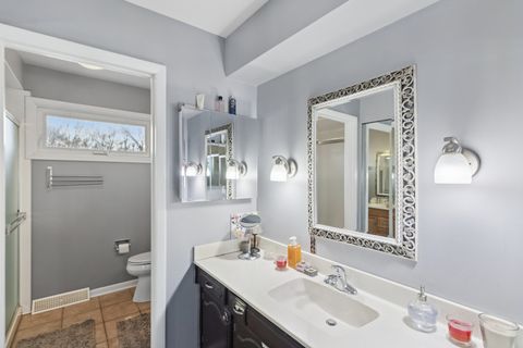 Tiny photo for 2207 E Michael Manor Lane, Arlington Heights, IL 60004 (MLS # 12555643)