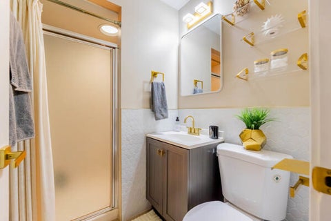 Tiny photo for 9205 Menard Avenue, Oak Lawn, IL 60453 (MLS # 12778994)