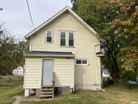 Tiny photo for 3116 11TH Avenue #C, Moline, IL 61265 (MLS # QC4269142)