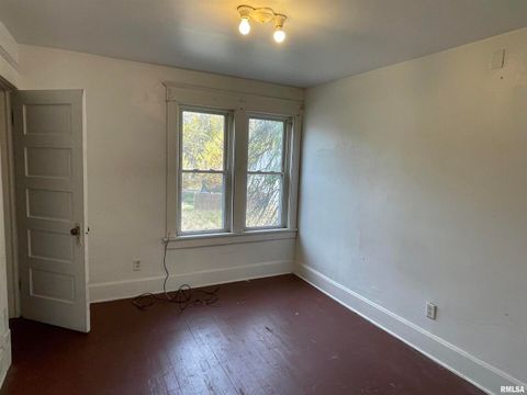 Tiny photo for 3116 11TH Avenue #C, Moline, IL 61265 (MLS # QC4269142)