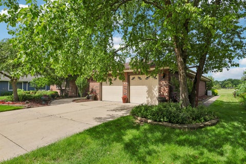 Tiny photo for 308 S Knollwood Drive, Schaumburg, IL 60193 (MLS # 12682743)
