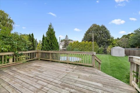Tiny photo for 2350 Stanton Circle, Lake In The Hills, IL 60156 (MLS # 12455587)