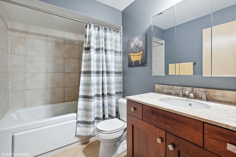 Tiny photo for 1670 N Claremont Avenue #205, Chicago, IL 60647 (MLS # 12754825)