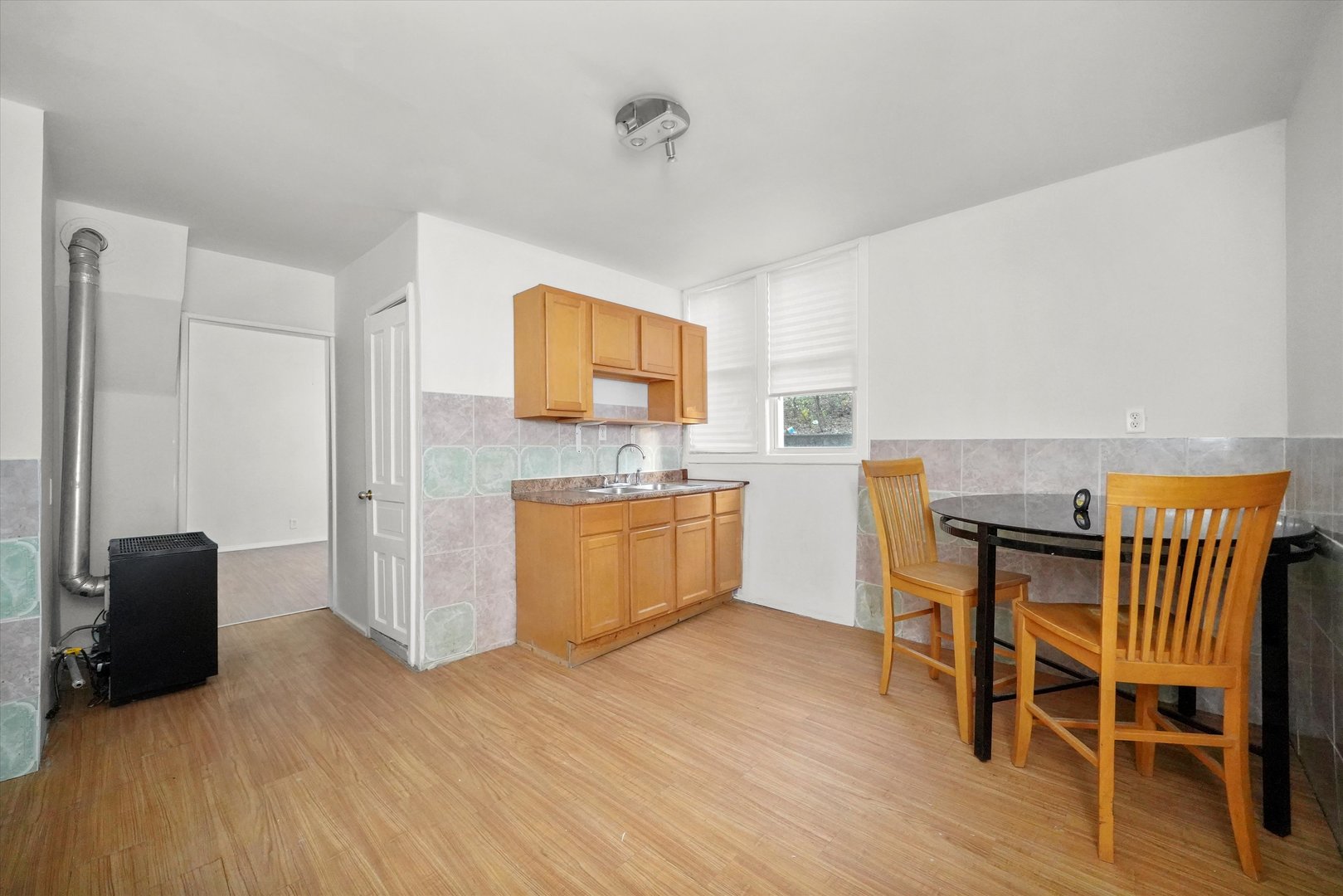 4858 S JUSTINE Street