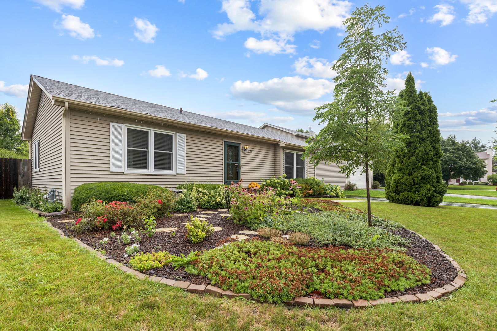 310 Pin Oak Drive