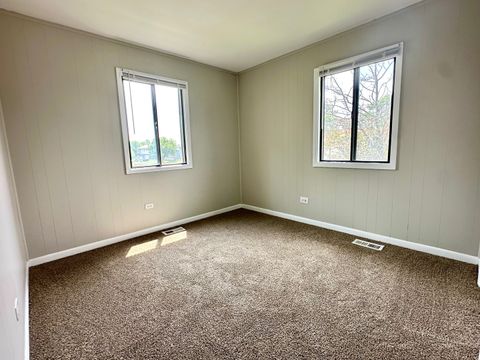 Tiny photo for 2363 Cove Drive, Hanover Park, IL 60133 (MLS # 12508818)