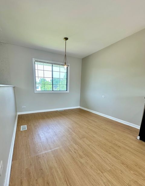 Tiny photo for 2363 Cove Drive, Hanover Park, IL 60133 (MLS # 12508818)