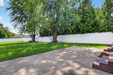 Tiny photo for 606 Briarwood Court, Elwood, IL 60421 (MLS # 12448233)