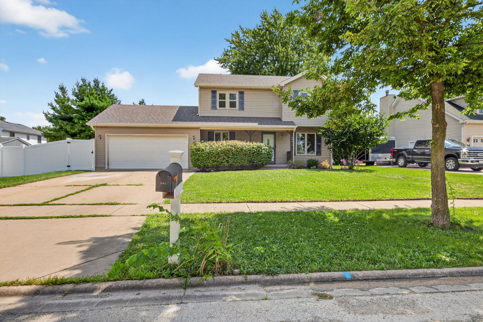 606 Briarwood Court