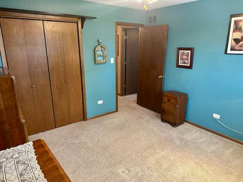 Tiny photo for 15813 Jon Road, Oak Forest, IL 60452 (MLS # 12529202)