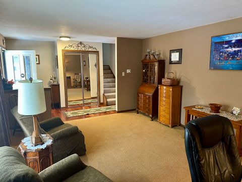 Tiny photo for 15813 Jon Road, Oak Forest, IL 60452 (MLS # 12529202)