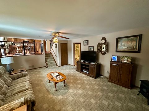 Tiny photo for 15813 Jon Road, Oak Forest, IL 60452 (MLS # 12529202)