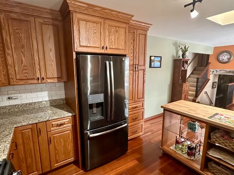 Tiny photo for 15813 Jon Road, Oak Forest, IL 60452 (MLS # 12529202)