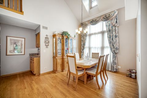 Tiny photo for 67 Shelby Court, Vernon Hills, IL 60061 (MLS # 12462942)