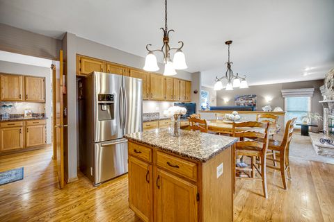 Tiny photo for 67 Shelby Court, Vernon Hills, IL 60061 (MLS # 12462942)