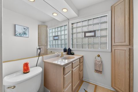 Tiny photo for 510 Audubon Street, Hoffman Estates, IL 60169 (MLS # 12578165)