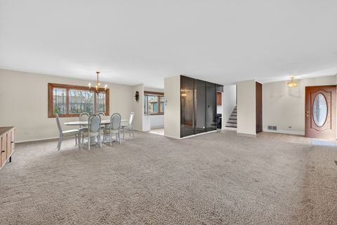 Tiny photo for 510 Audubon Street, Hoffman Estates, IL 60169 (MLS # 12578165)