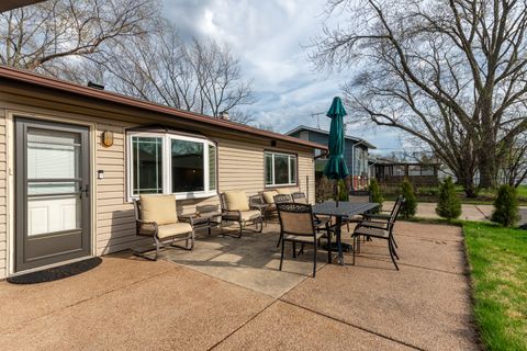 Tiny photo for 510 Audubon Street, Hoffman Estates, IL 60169 (MLS # 12578165)