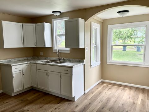 Tiny photo for 105 W 2nd Street, Spring Valley, IL 61362 (MLS # 12547441)