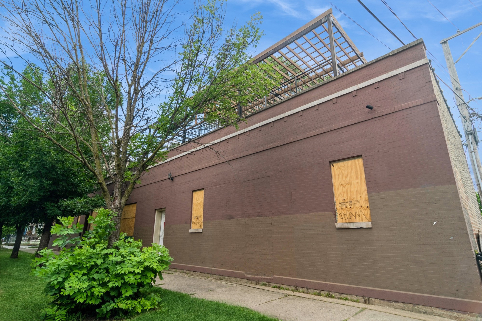 3659 W Palmer Street
