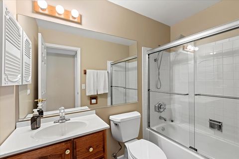 Tiny photo for 10 Warwick Court, Streamwood, IL 60107 (MLS # 12458415)