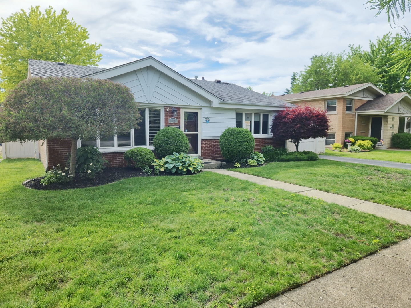 Properties 2 10720 S Lavergne Avenue